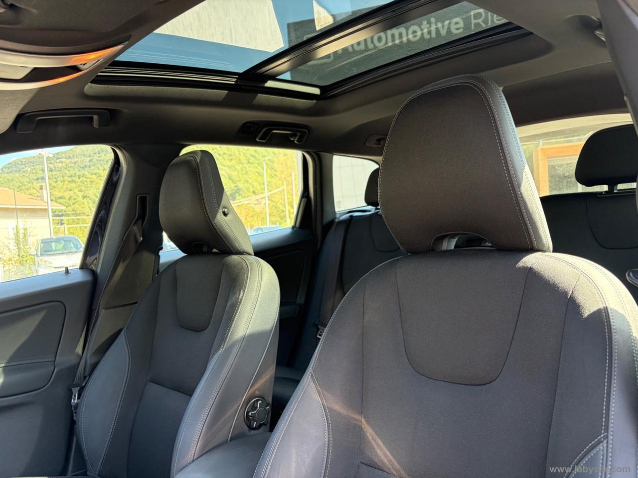 VOLVO XC60 D3 Geartronic Momentum
