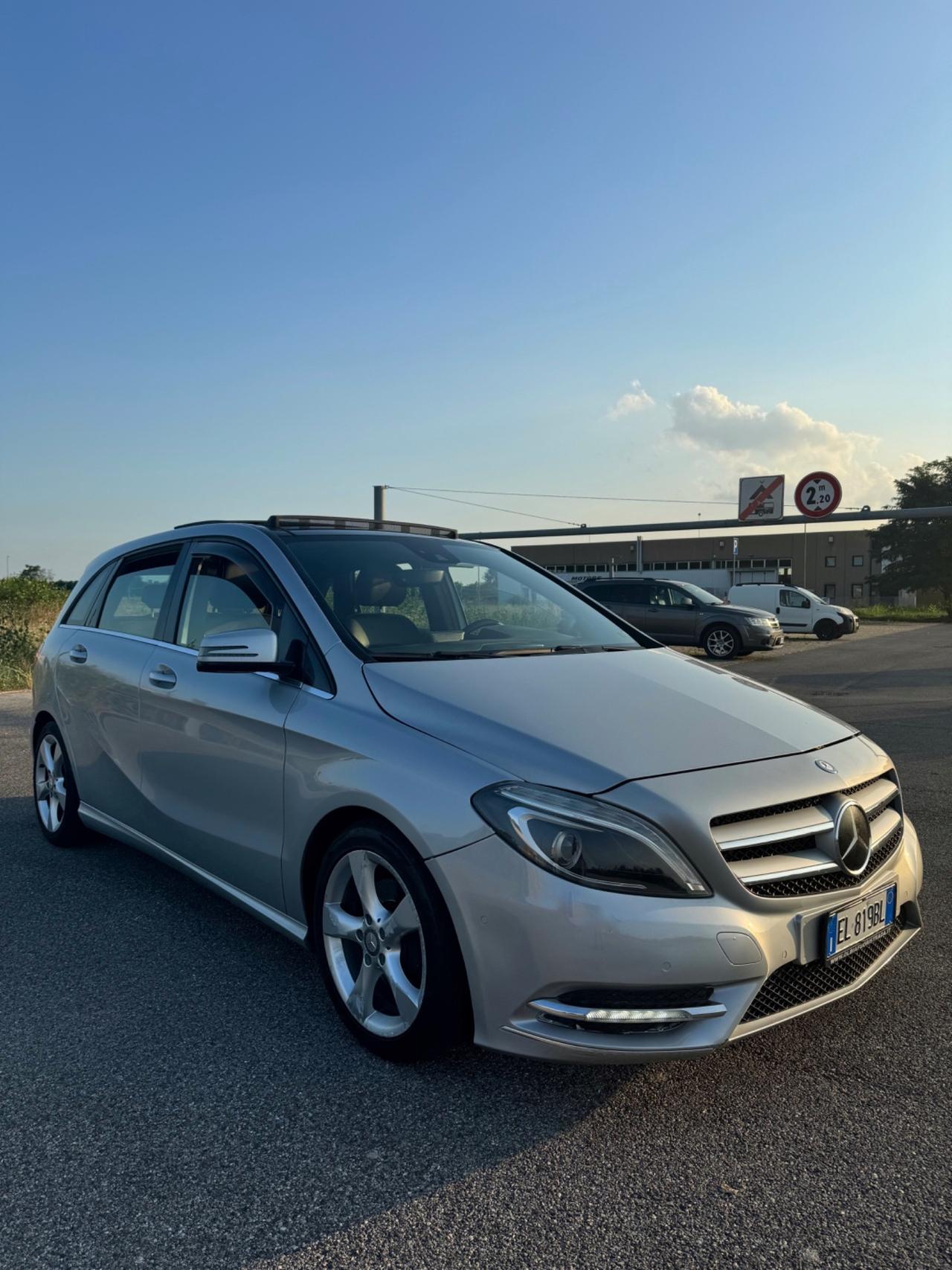 Mercedes-benz B 180 CDI BlueEFFICIENCY Premium