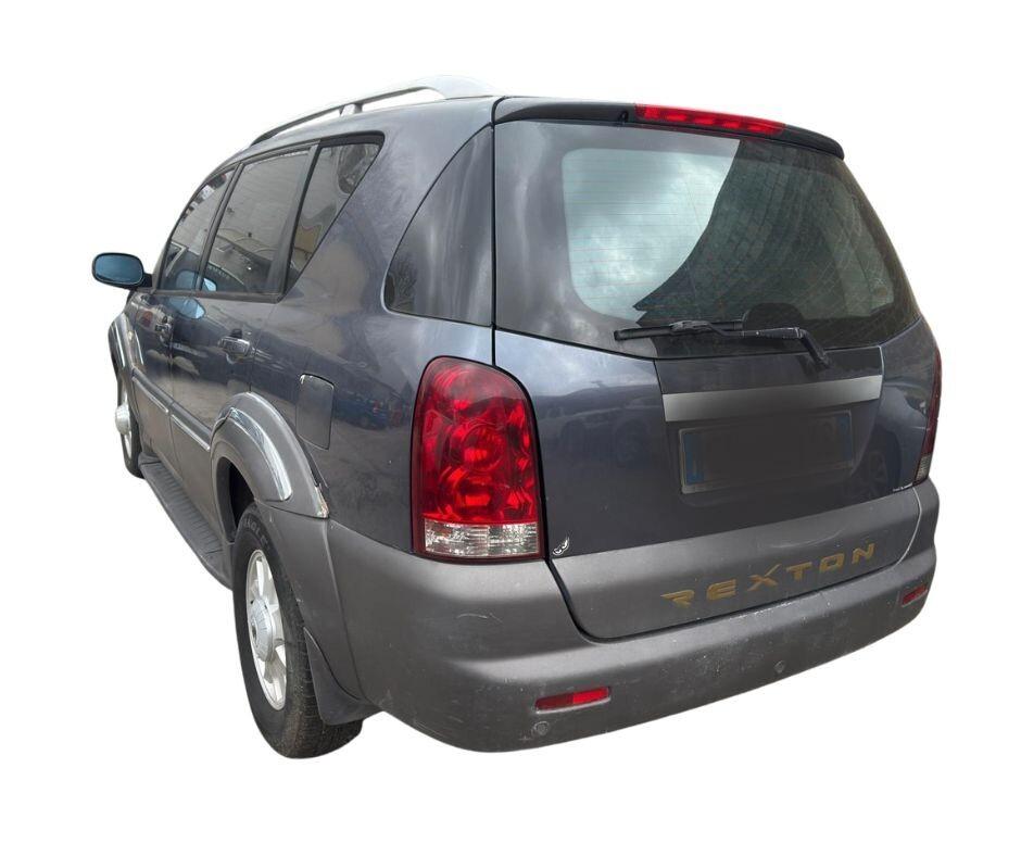Ssangyong REXTON 2.7 XDi cat Premium