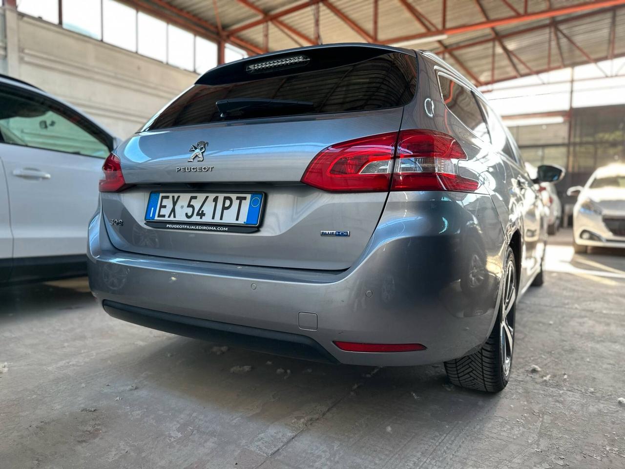 Peugeot 308 BlueHDi 150 S&S SW Allure