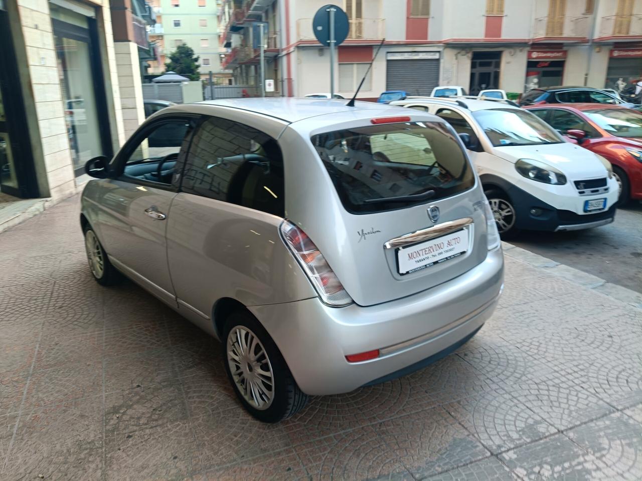 LANCIA YPSILON 1.2 DIVA-NEOPATENTATI-Euro 4790-