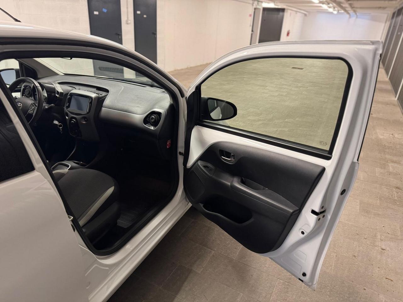 Toyota Aygo X Clusiv Connect 1.0 VVT-i #8100