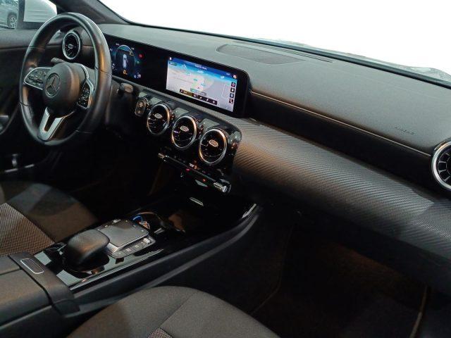 MERCEDES-BENZ CLA 180 d Automatic Shooting Brake Business Extra