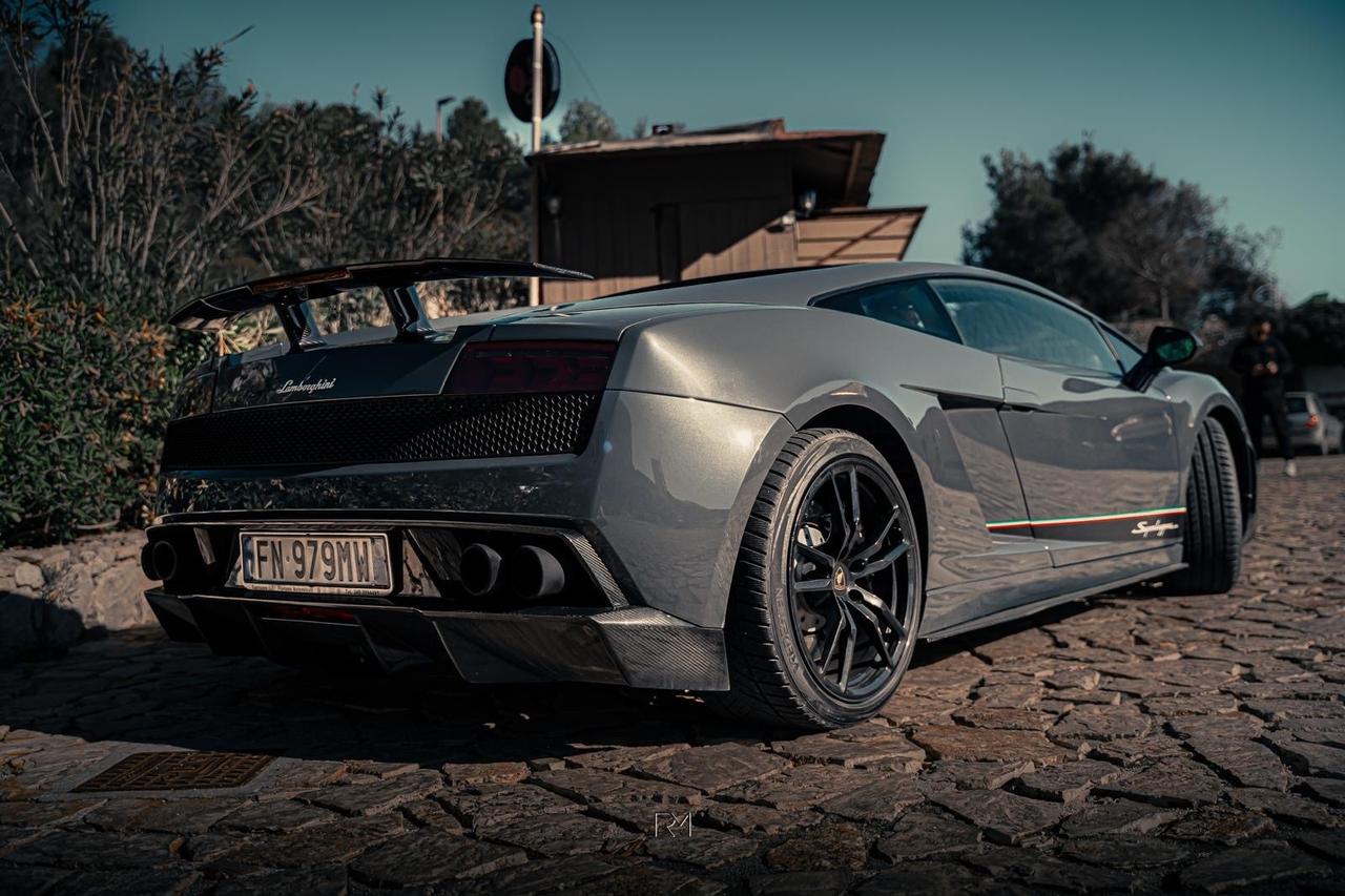 Gallardo 5.2 V10 LP570-4 Superleggera si permute