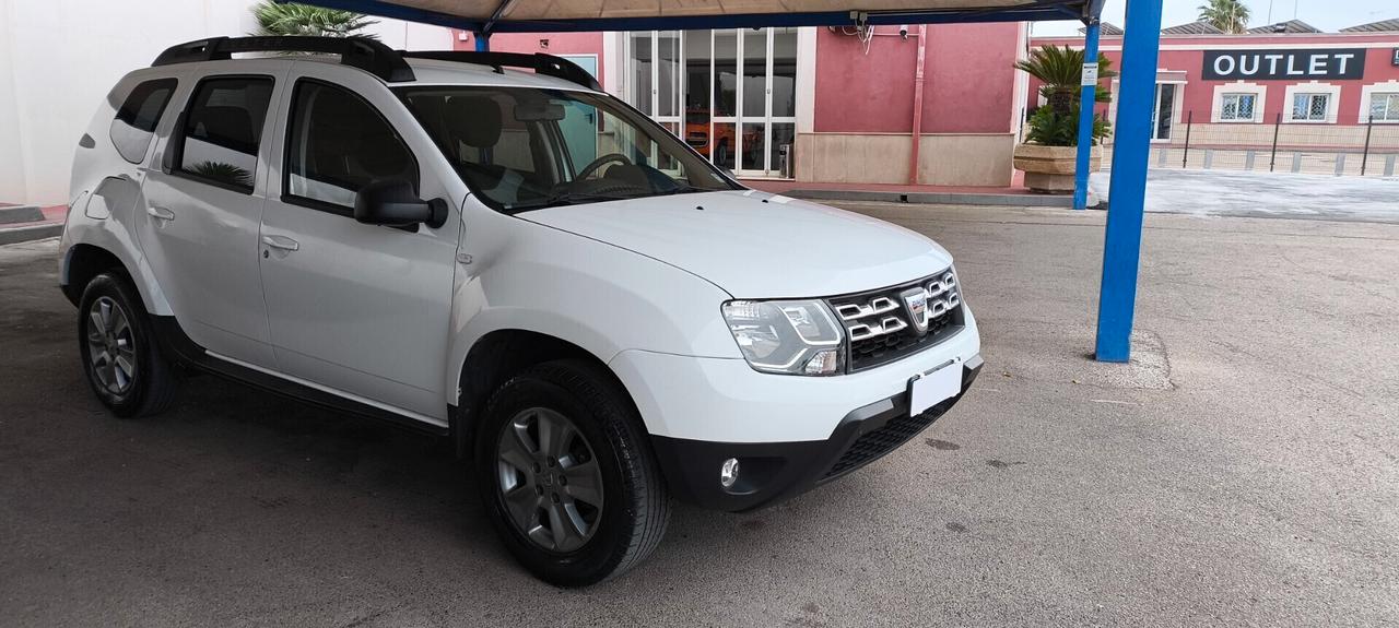 Dacia Duster 1.5 dCi 110CV con gancio unipro