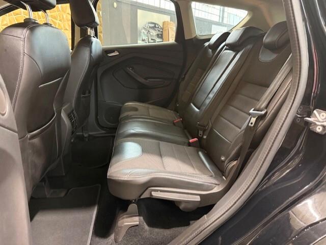 Ford Kuga 2.0 TDCI 150 CV S&S 4WD Powershift Titanium