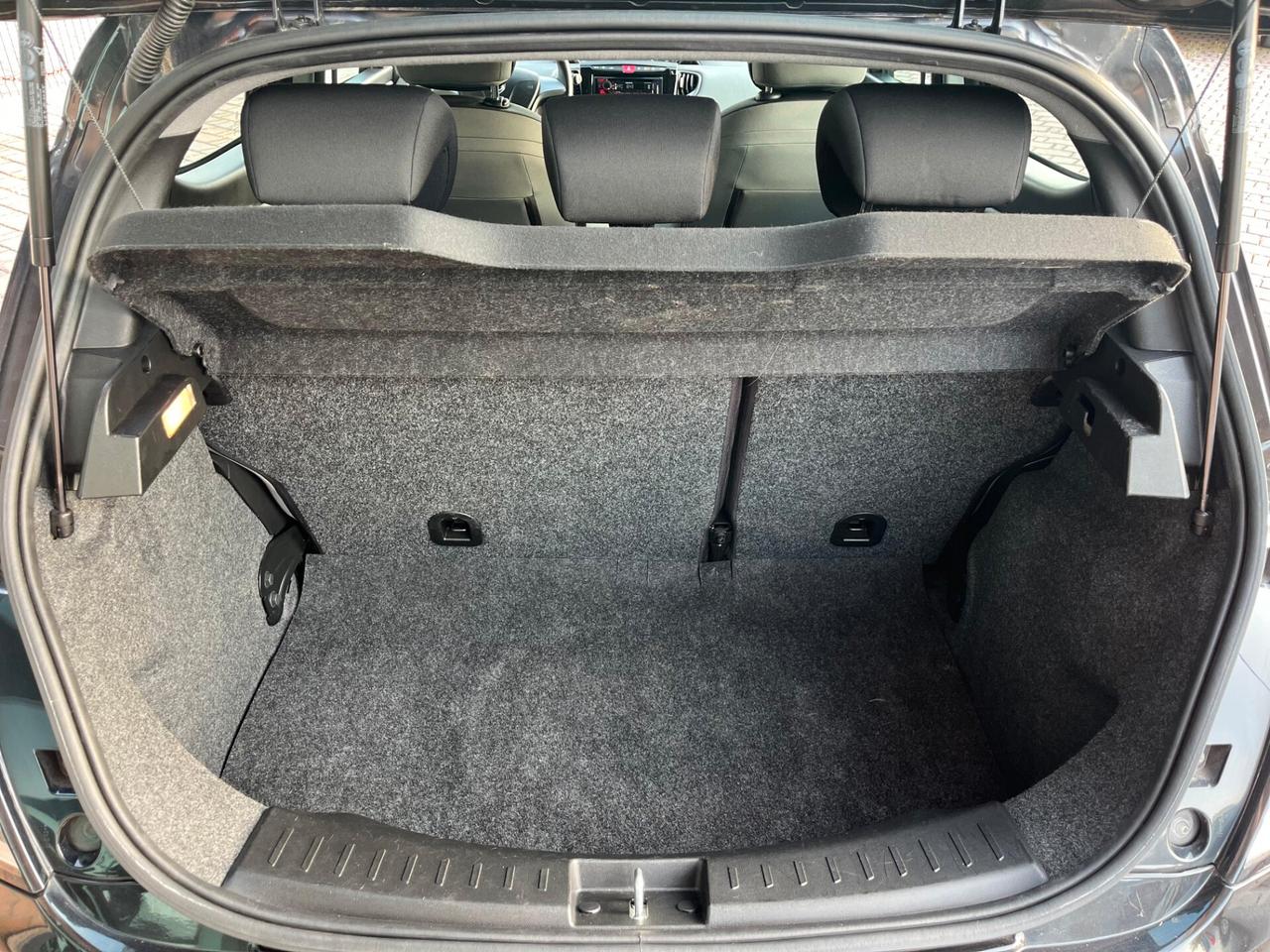 Lancia Ypsilon 1.3 MJT