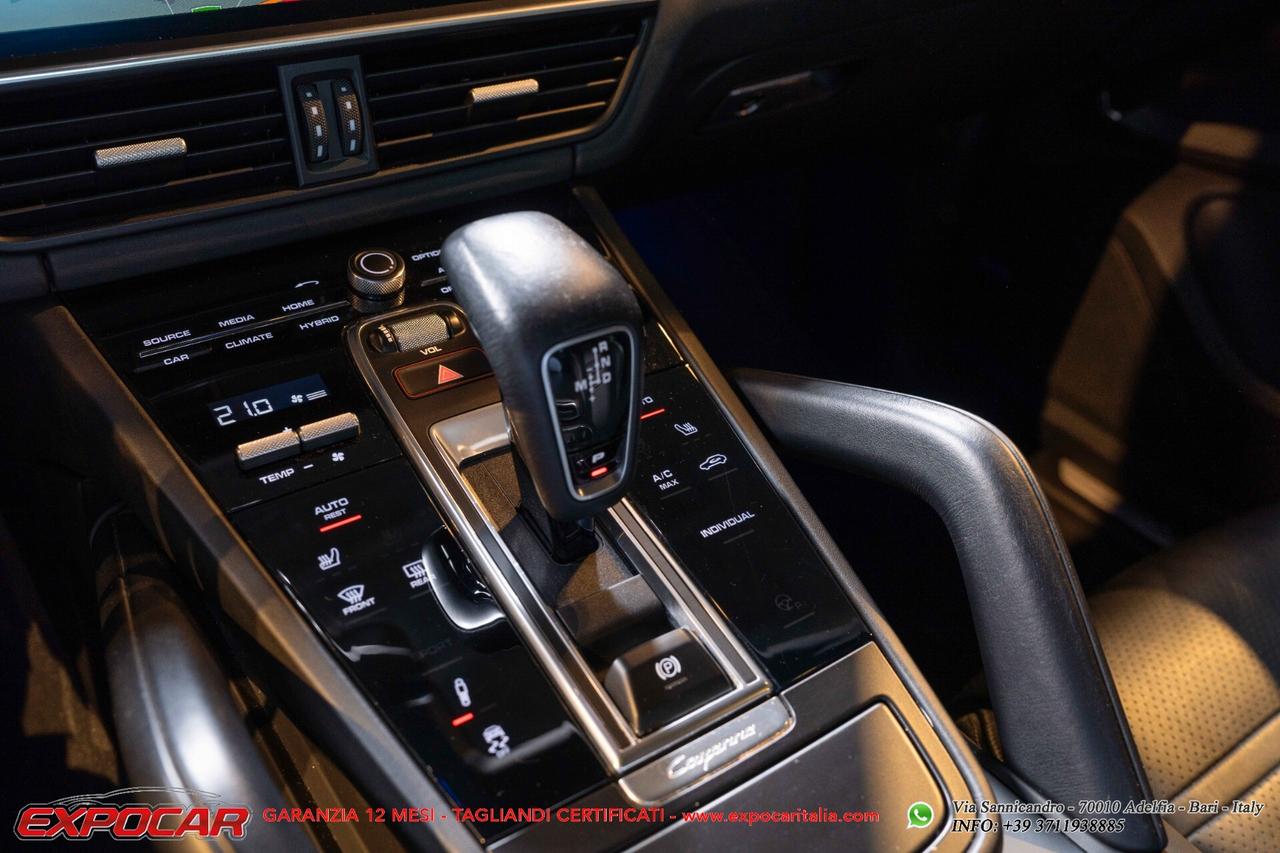 Porsche Cayenne Coupé 3.0 V6 E-Hybrid EXPORT