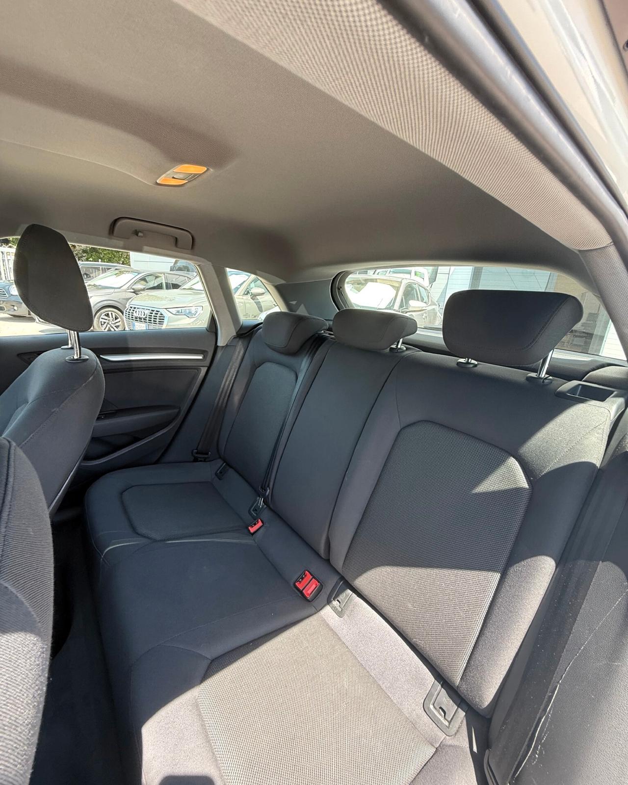 Audi A3 1.6 TDI 116 CV S tronic Business