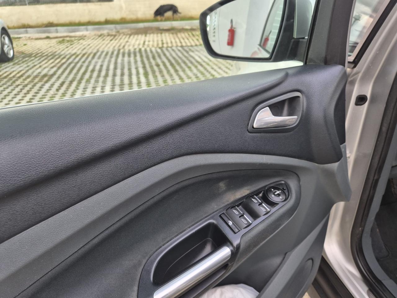 Ford C-Max 2.0 TDCi 163CV Titanium