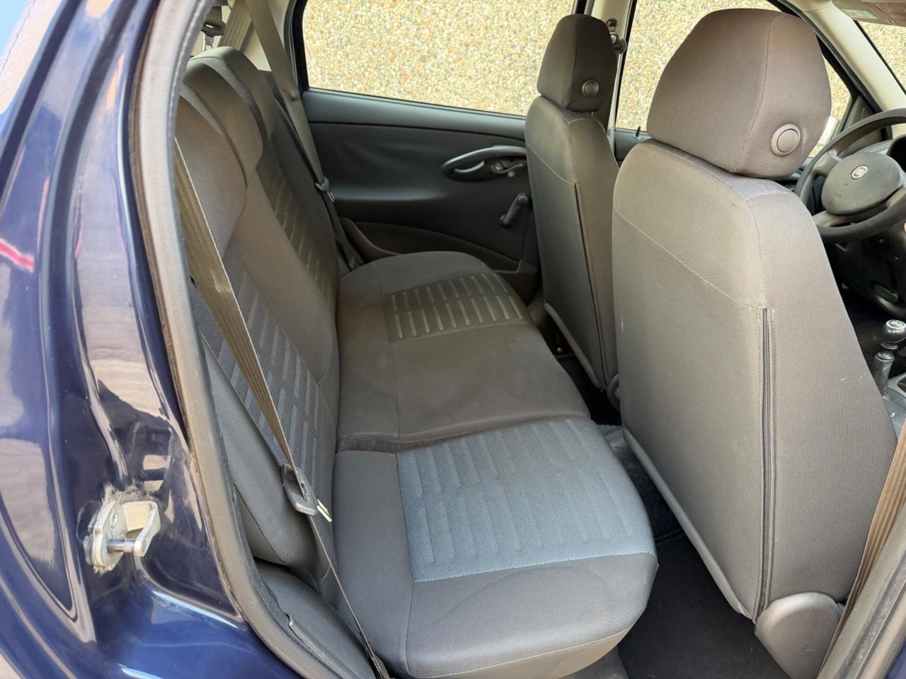 FIAT PUNTO 1.2 BENZINA EURO4 CLIMA FUNZIONATE