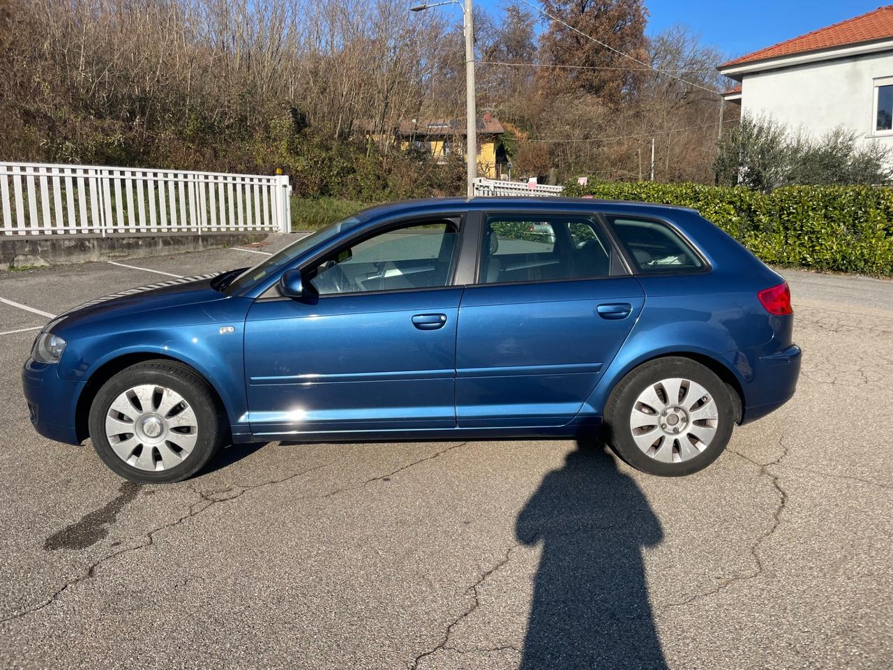 Audi A3 SPB 2.0 16V FSI tiptronic Ambition