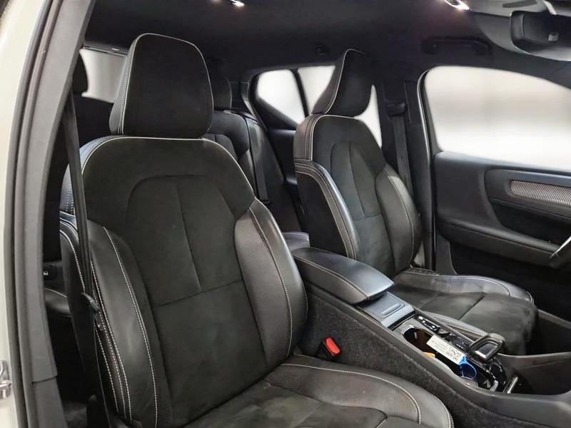 VOLVO XC40 B4 AWD Geartronic R-Design