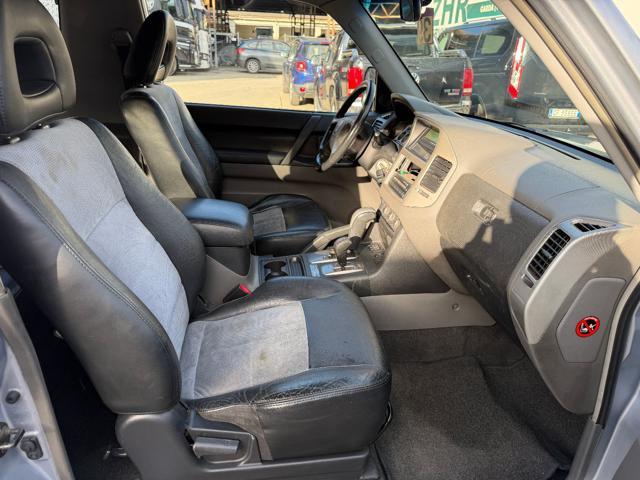 MITSUBISHI Pajero 3.2 16V DI-D 3p. aut. Intense