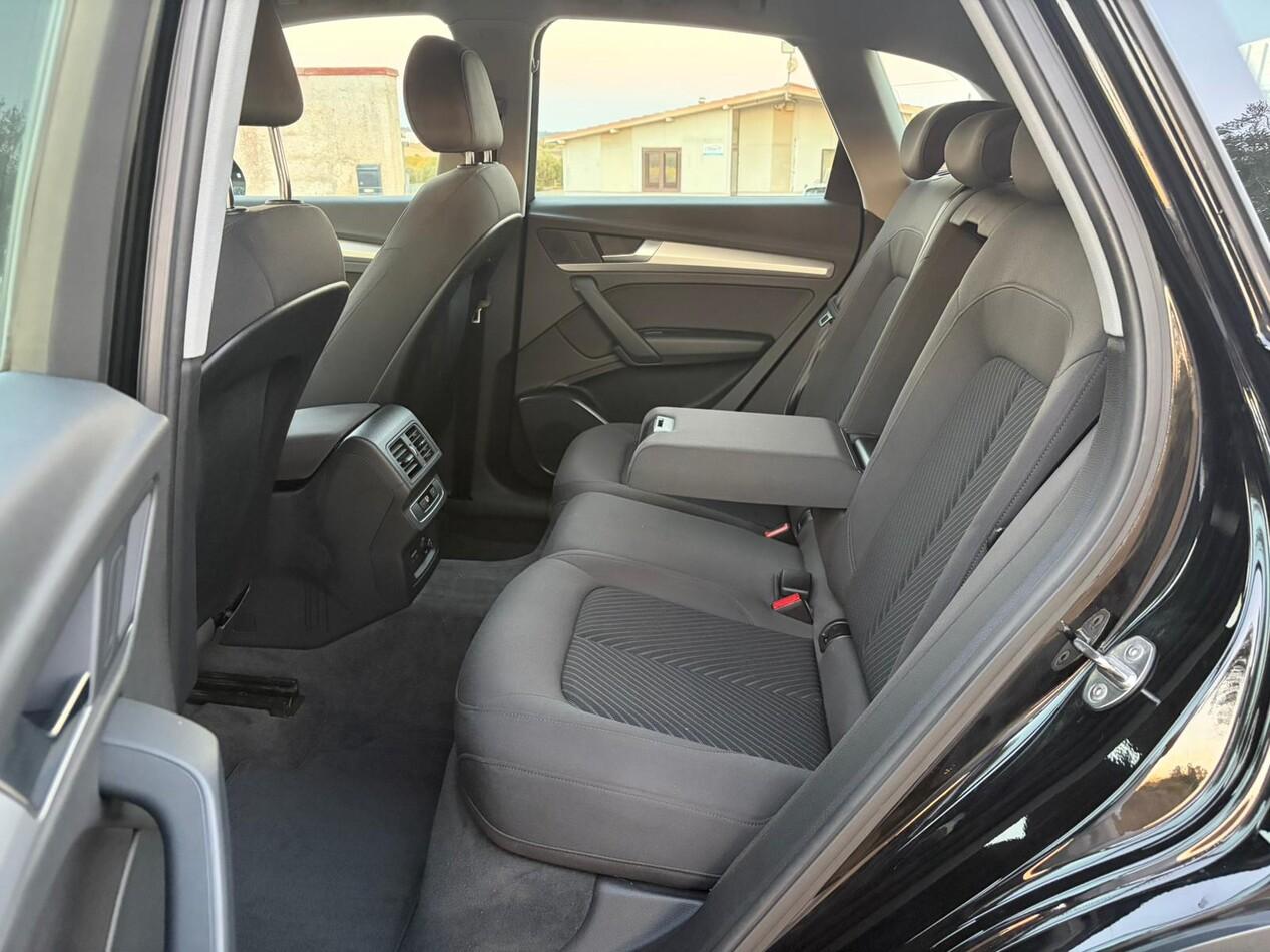 Audi Q5 40 2.0 tdi mhev 12V Business Advanced quattro s-tronic
