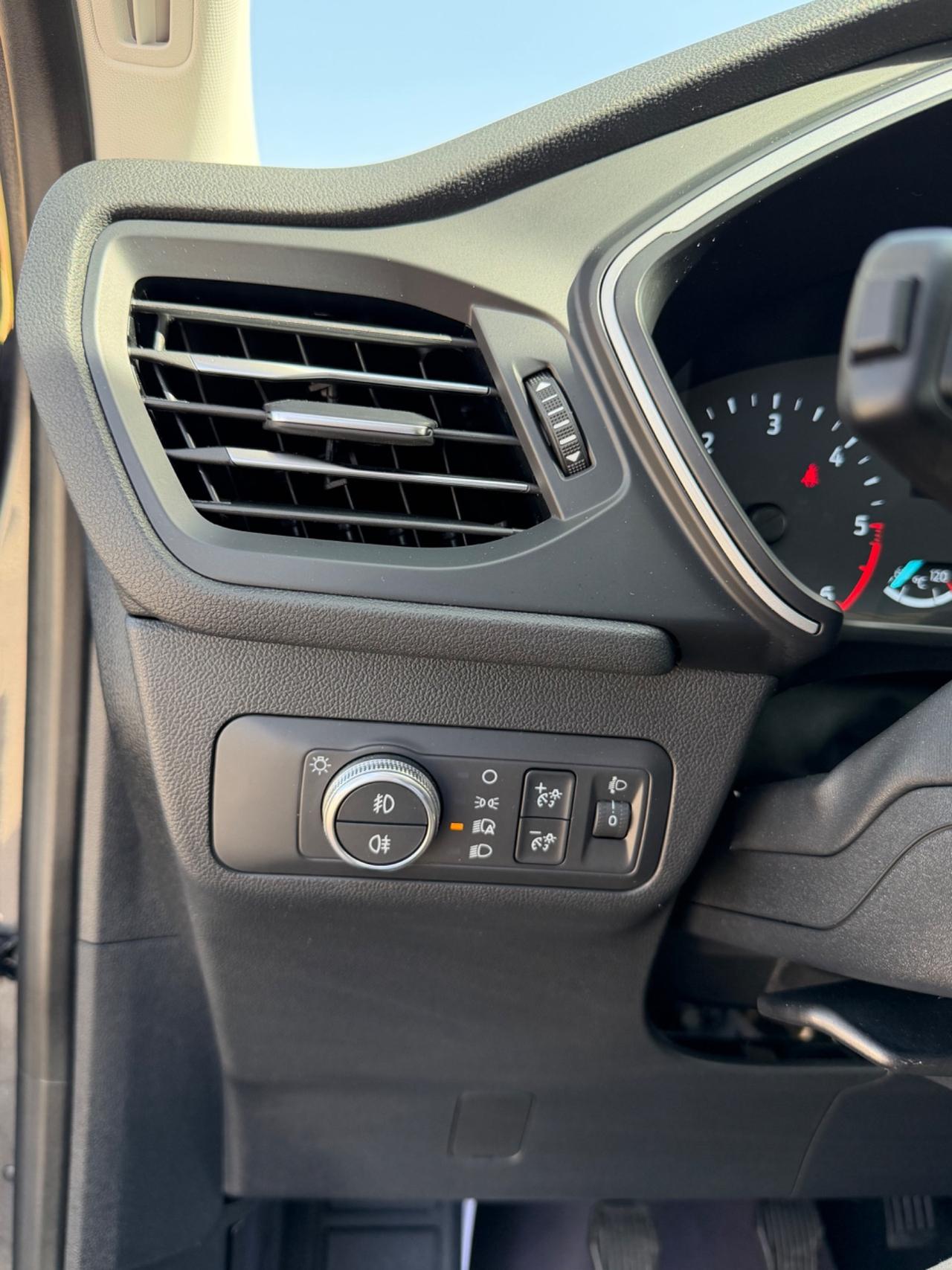 Ford Kuga 1.5 EcoBlue 120 CV aut. 2WD ST-Line Design
