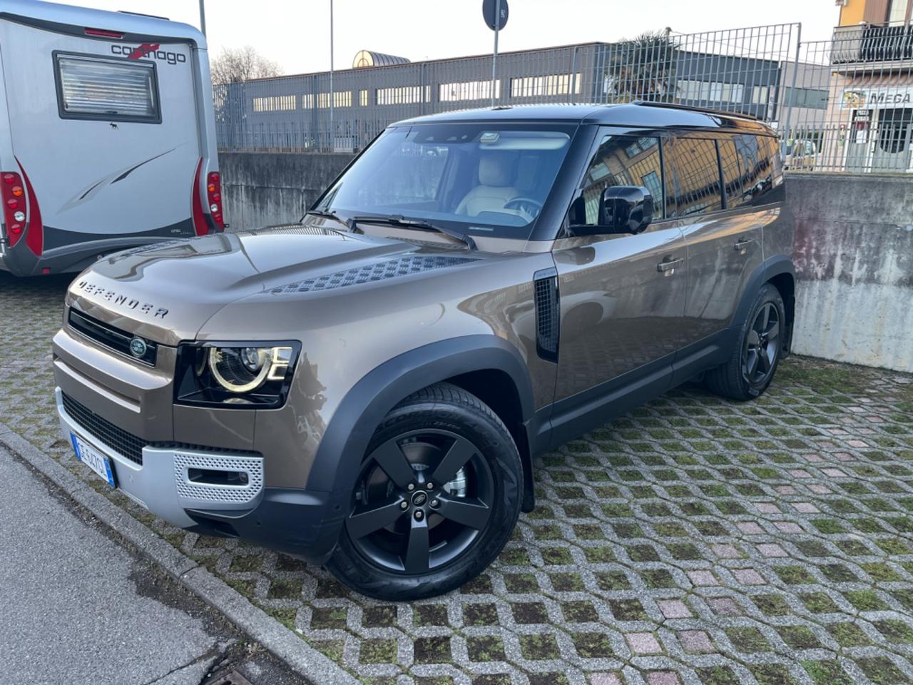 Land Rover Defender 90 3.0D I6 300 CV AWD Auto X-Dynamic HSE