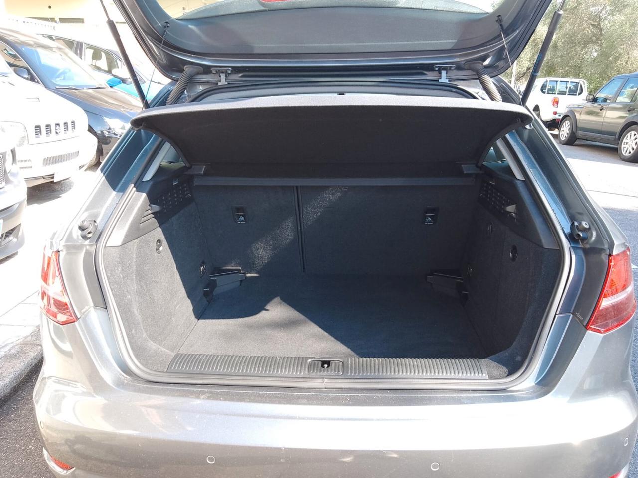 Audi A3 SPB 30 TDI Business