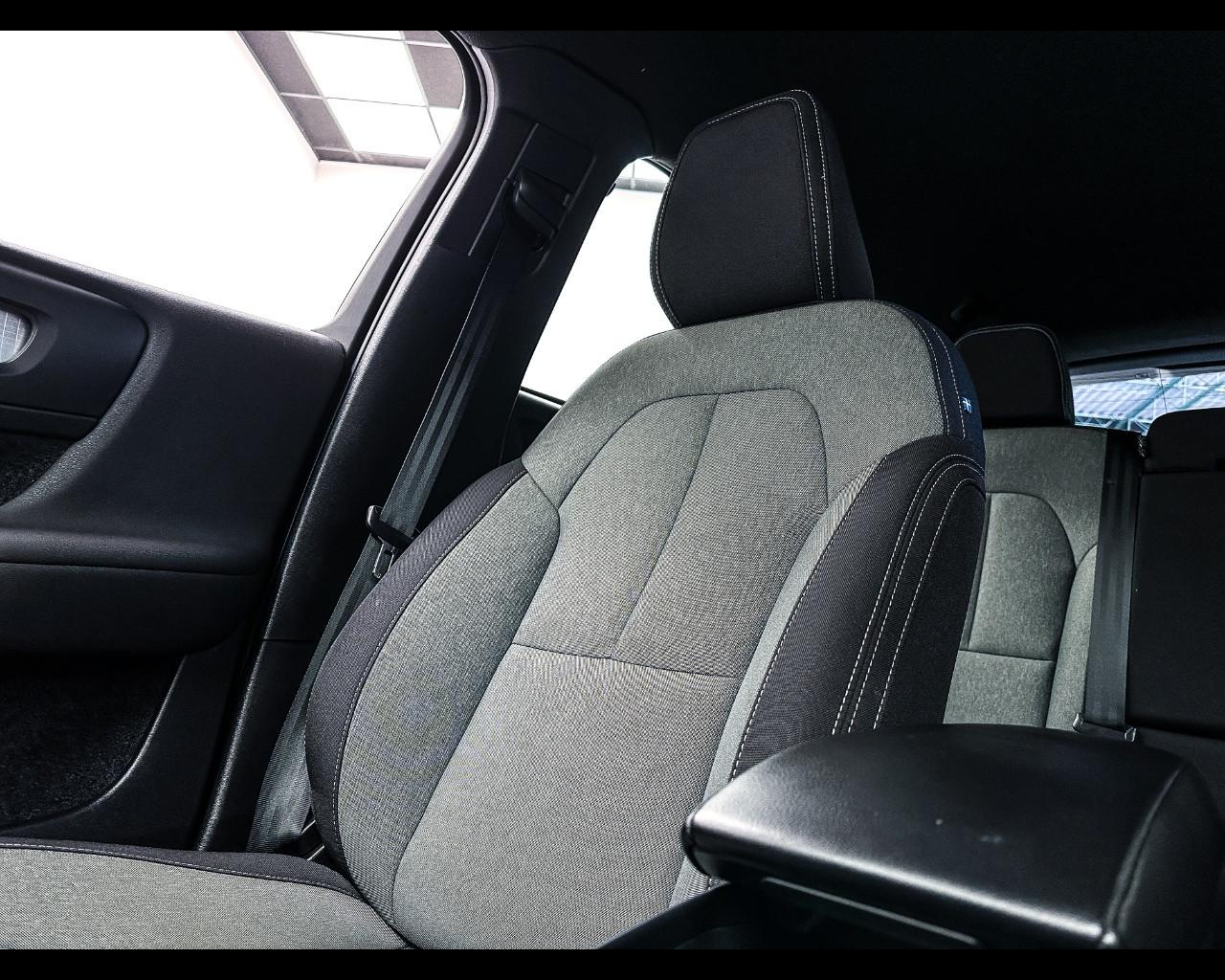 VOLVO XC40 (2017-->) - XC40 T5 Recharge Plug-in Hybrid automatico Plus Dark