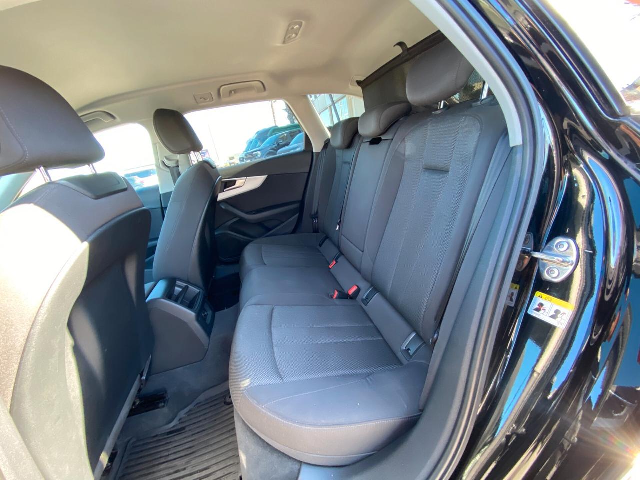 Audi A4 Avant 2.0 tdi S-Line 150cv s-tronic