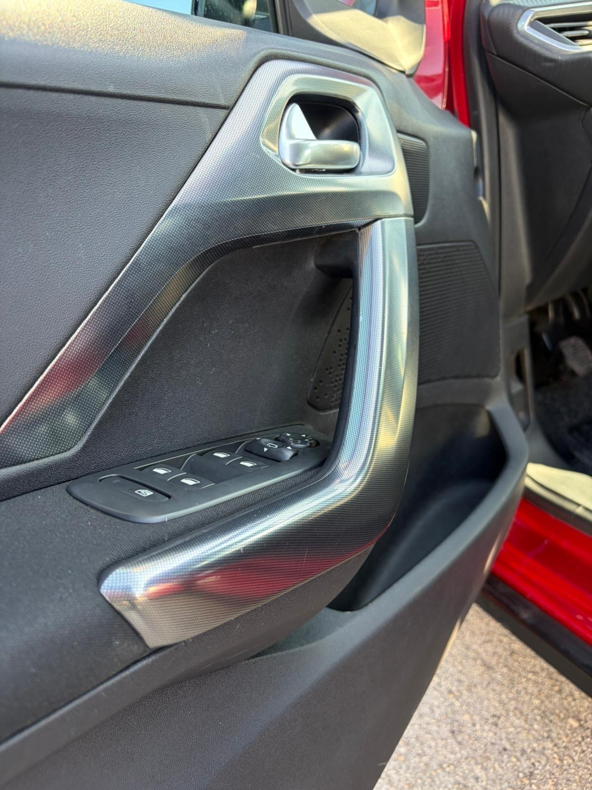 Peugeot 2008 BlueHDi 100 GT Line