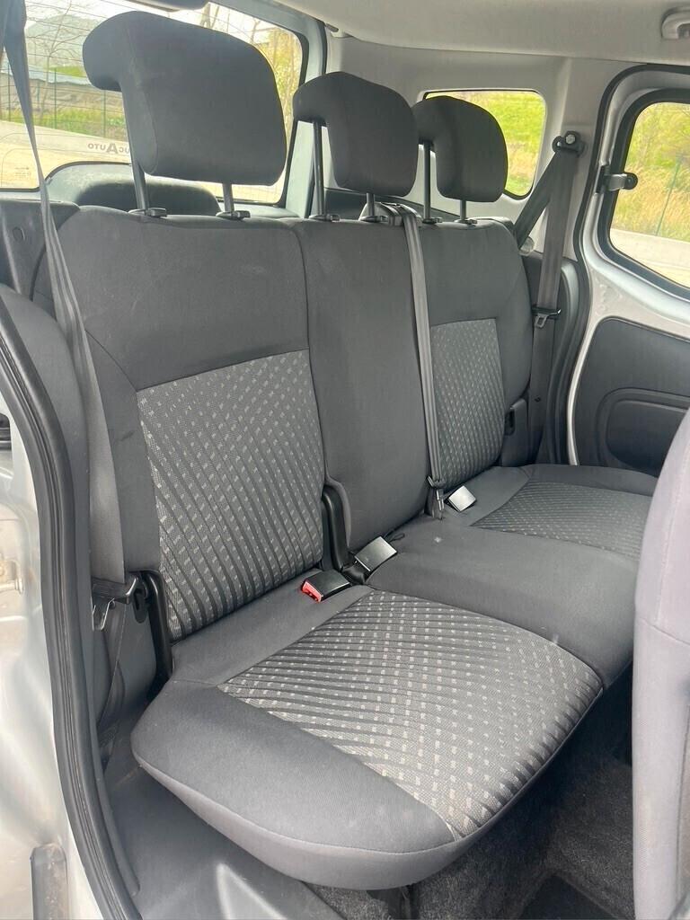 Peugeot Bipper Tepee 1.4 75CV Outdoor