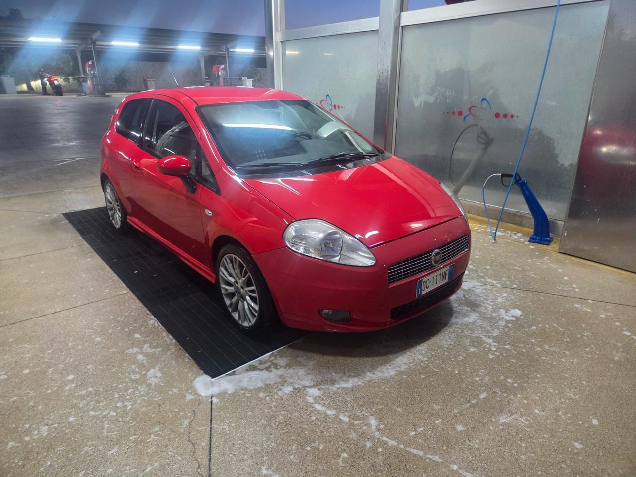 Fiat Grande Punto 1.4 Starjet 16V 3 porte Sport Gpl