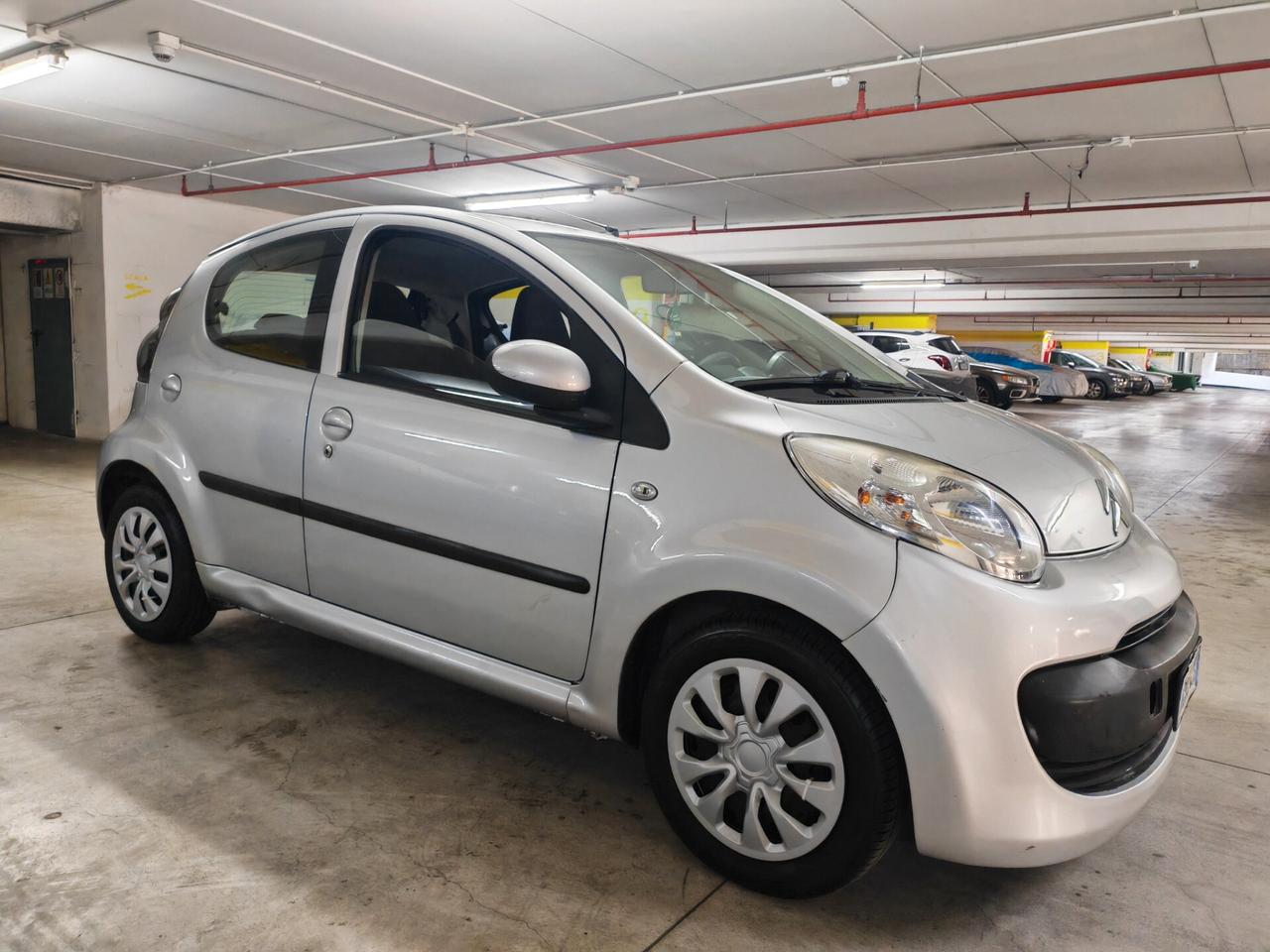 Citroen C1 AUTOMATICA CON TABLET CARPLAY