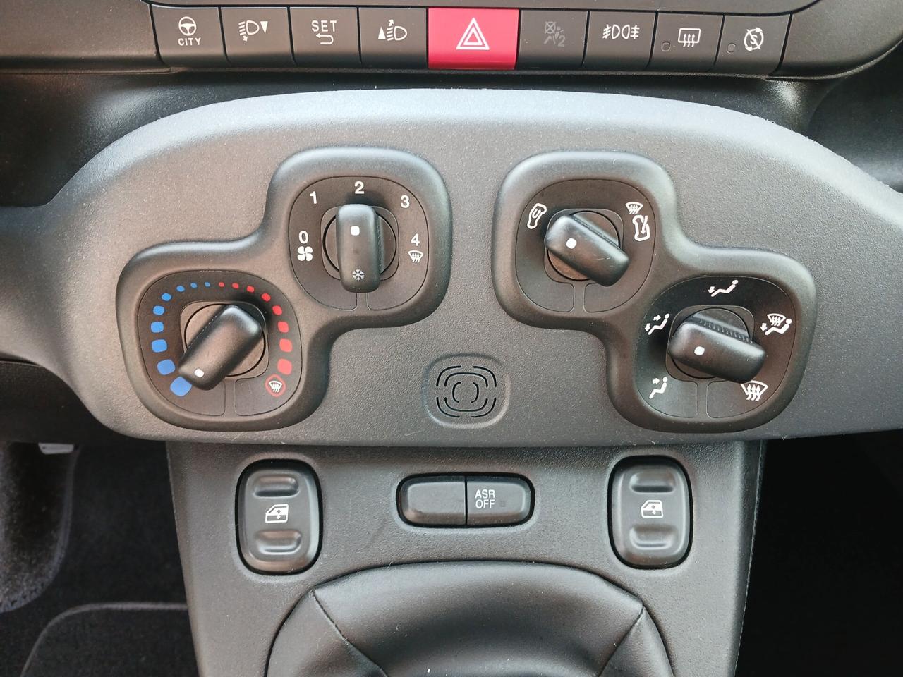 Fiat Panda 1.0 BENZINA HYBRID 2023 CITY LIFE