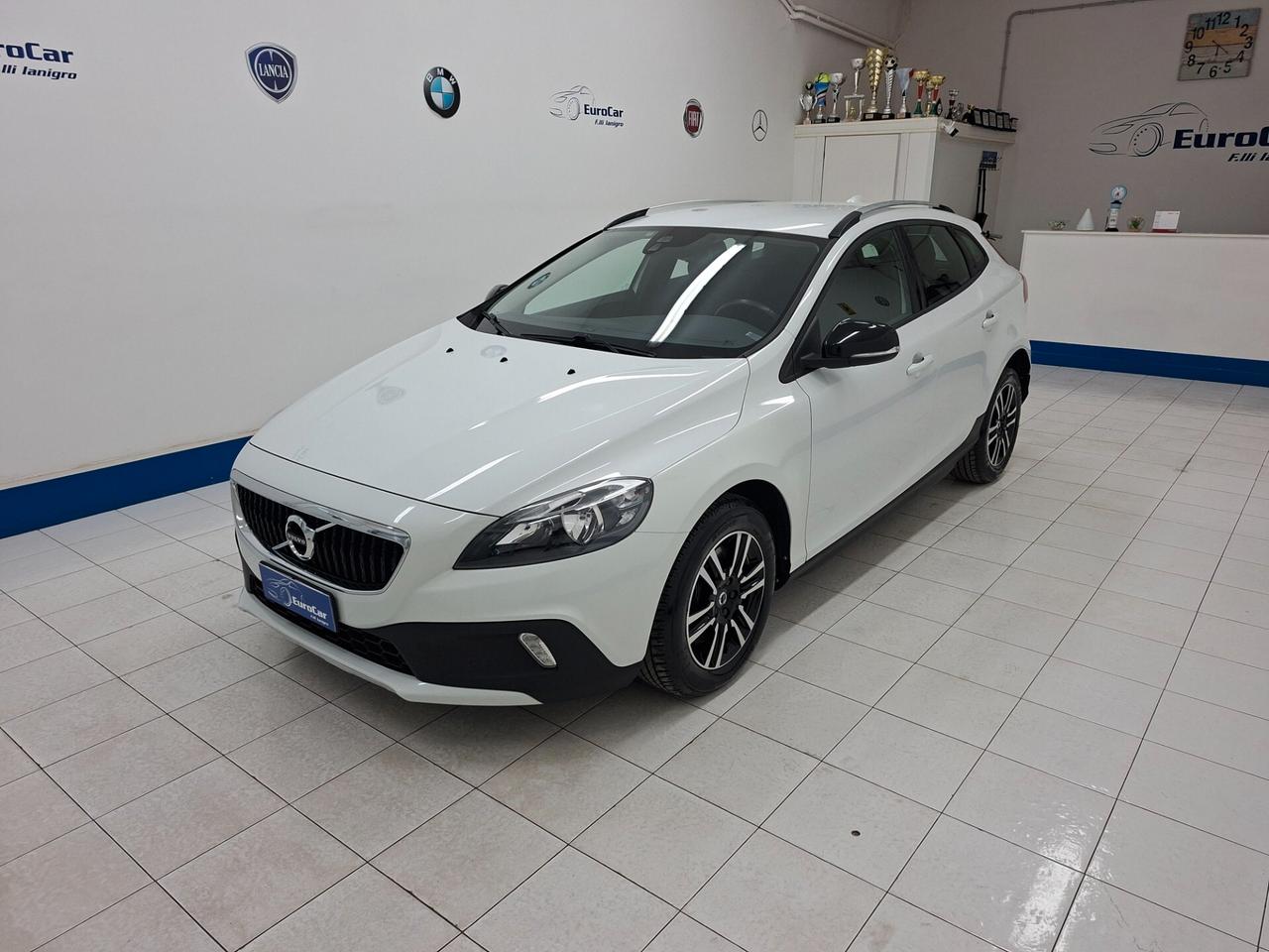 Volvo V40 Cross Country D2 Geartronic 120cv Business Plus