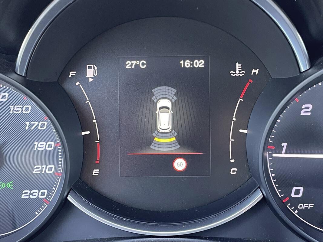 Fiat 500X 1.6 MultiJet 130 CV Sport Fari Full LED, Retrocamera, Navigatore, Cerchi 18, Sensori park