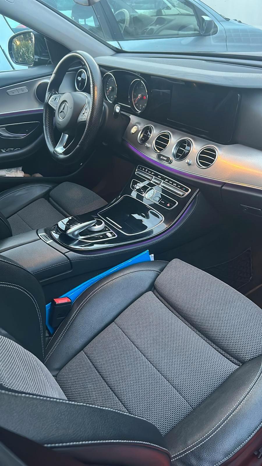 Mercedes-benz E 220 200 BlueTEC Premium