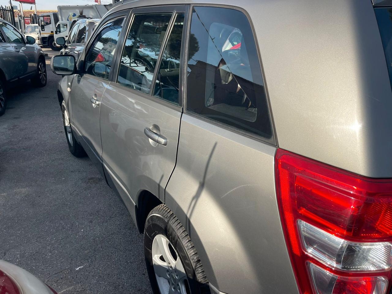 Suzuki Grand Vitara 1.9 DDiS 5 porte