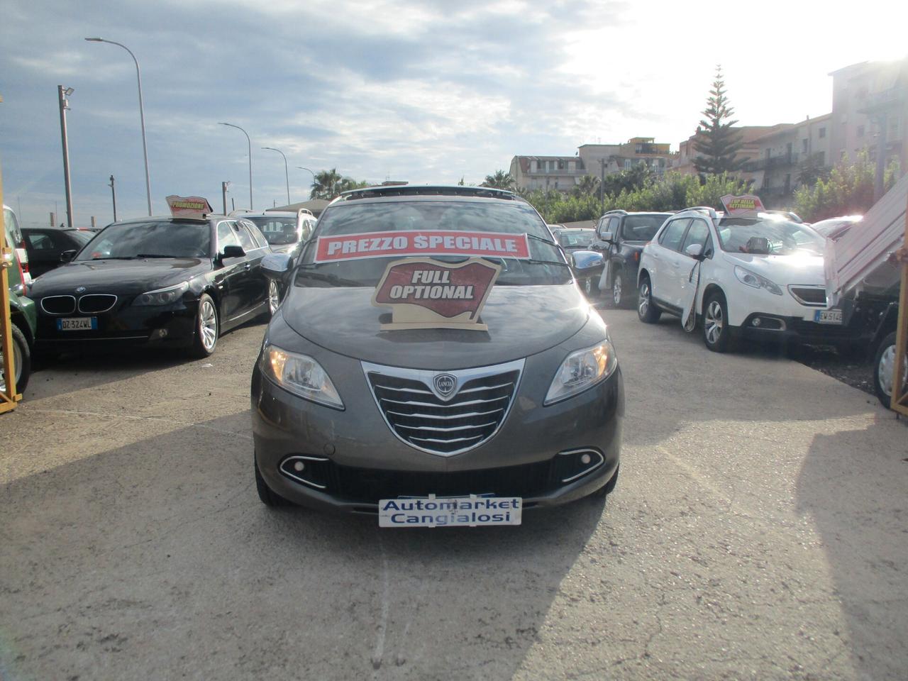 Lancia Ypsilon 1.3 MJT STRAFULL (TETTO APRIBILE)