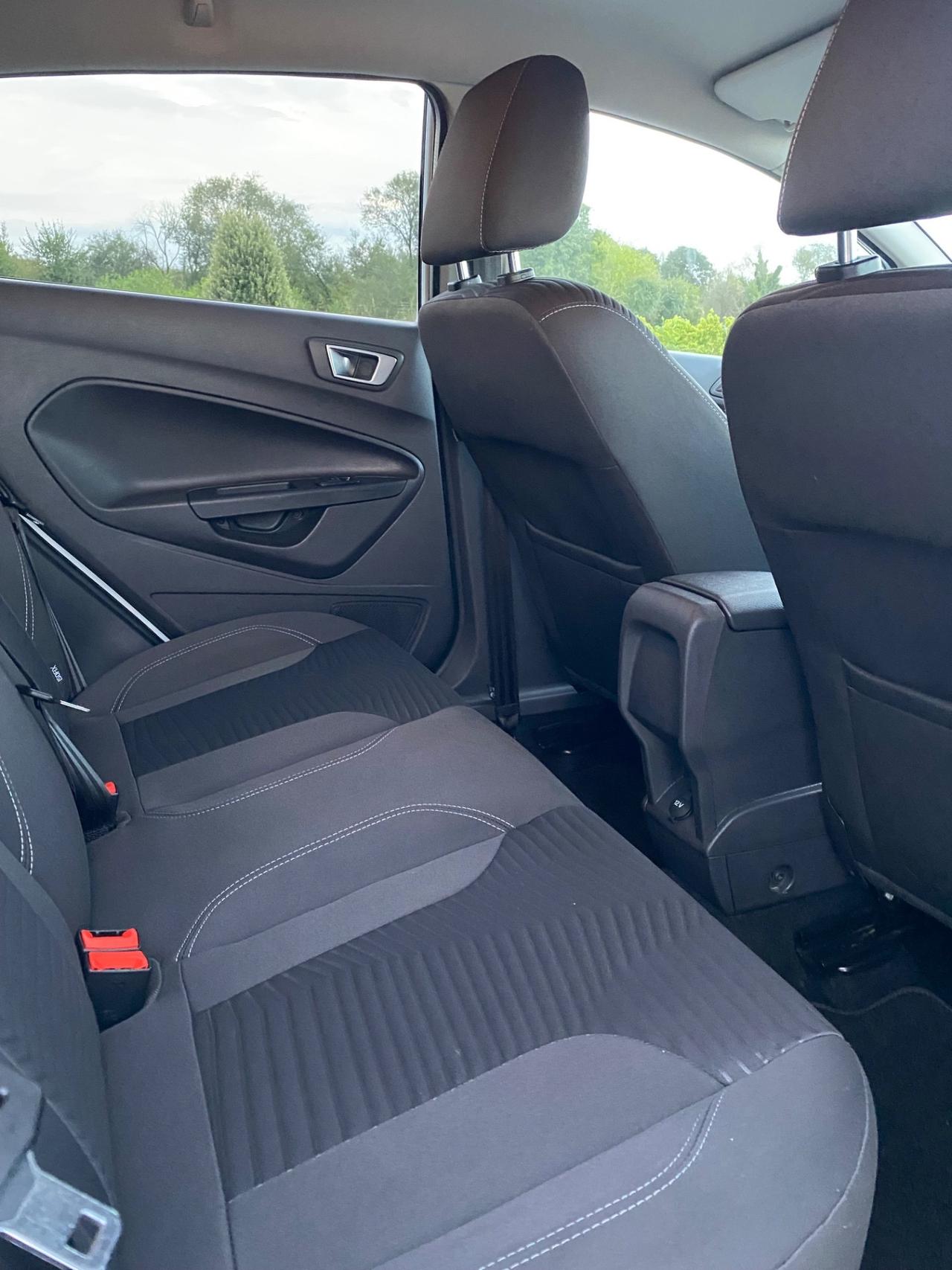Ford Fiesta 1.2 60CV 5 porte