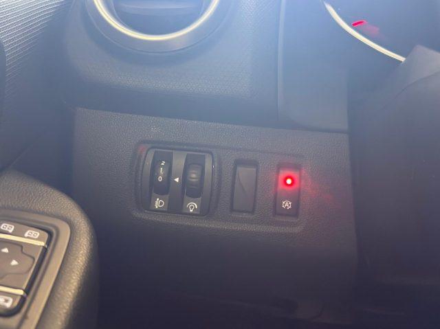 RENAULT Clio dCi 8V 75 CV 5 porte Moschino Intens