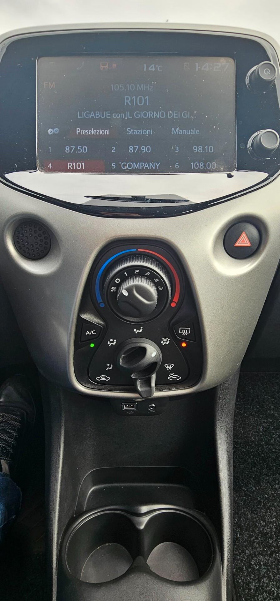 Citroen C1 VTi 68 CV 5 p. Shine SOLO 18000 KM