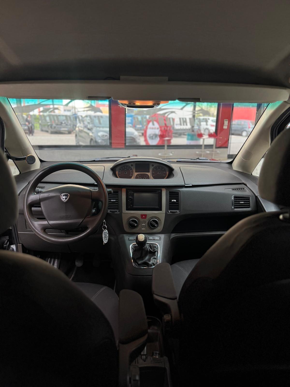 Lancia MUSA 1.3 Mjt 95 CV DFN Gold