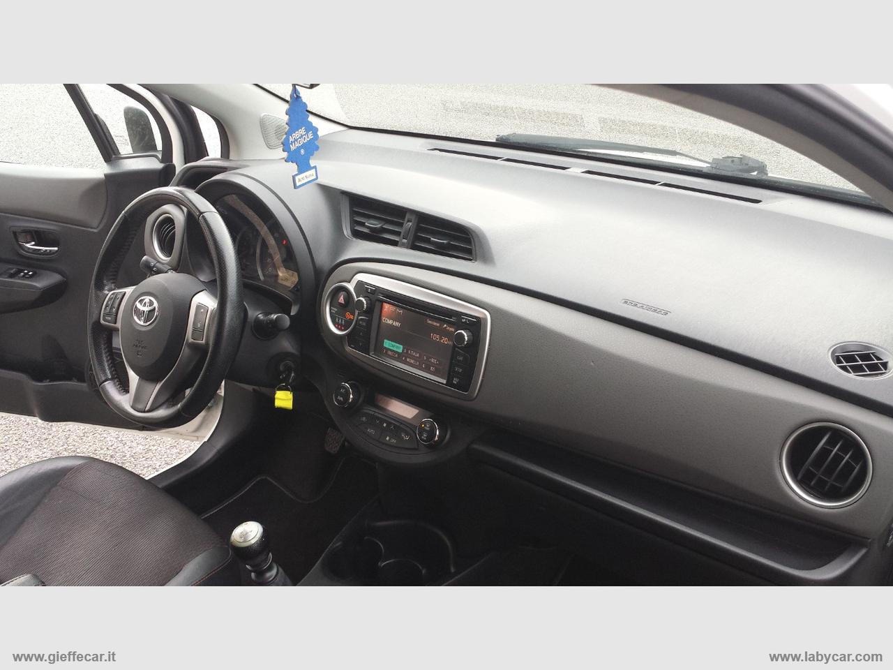 TOYOTA Yaris 1.3 5p. Style