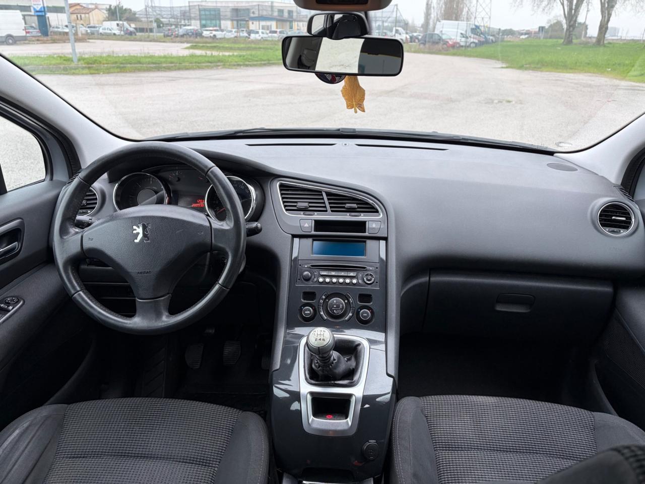 Peugeot 5008 1.6 diesel 2013 7 posti
