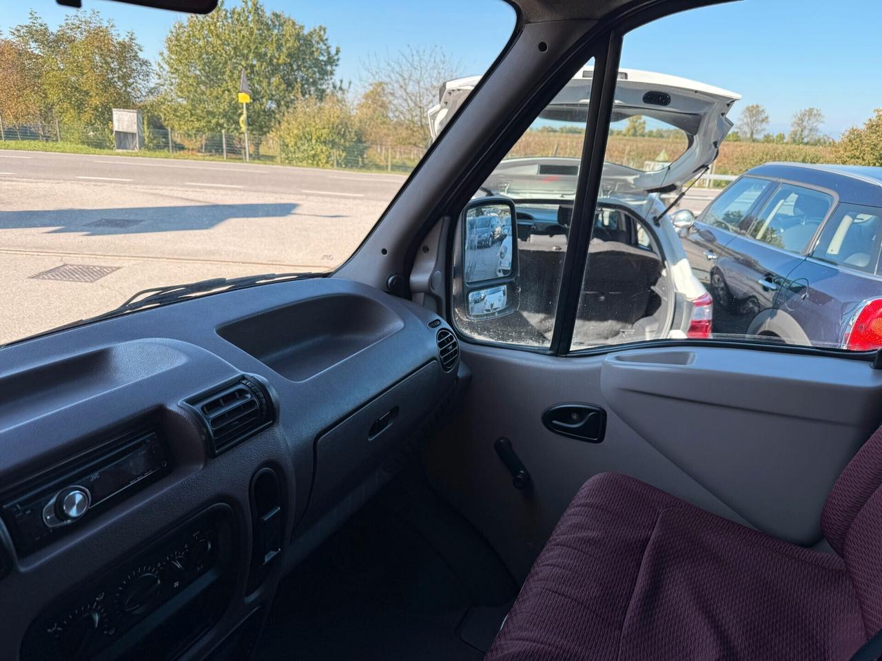 Opel Movano 9 posti 2.8 Diesel Neopatentati