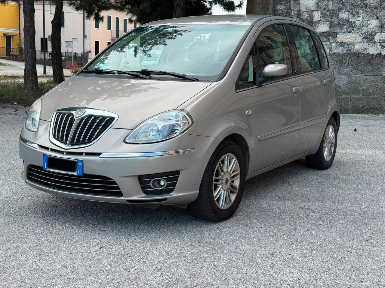 Lancia MUSA 1.4 Argento Ecochic GPL