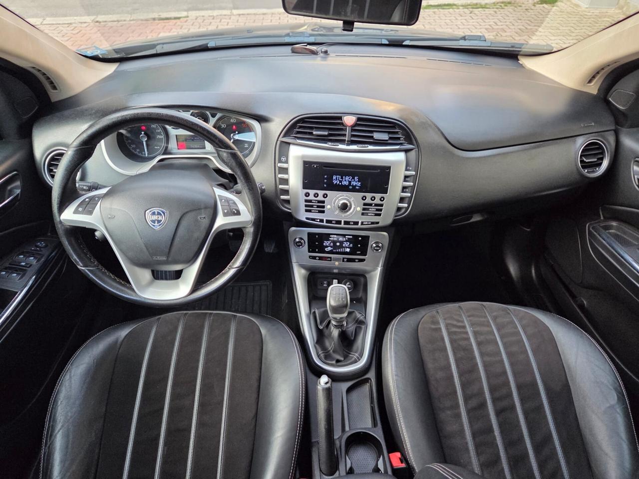 Lancia Delta 1.6 MJT DPF Gold