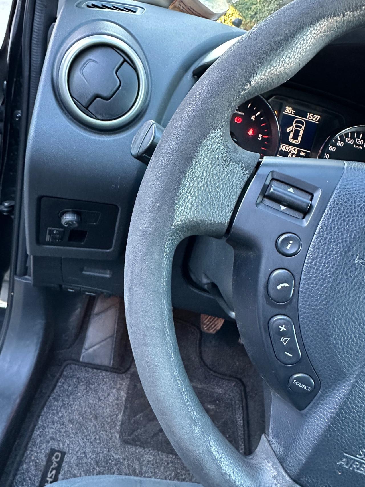 Nissan Qashqai 1.5 dCi DPF Tekna