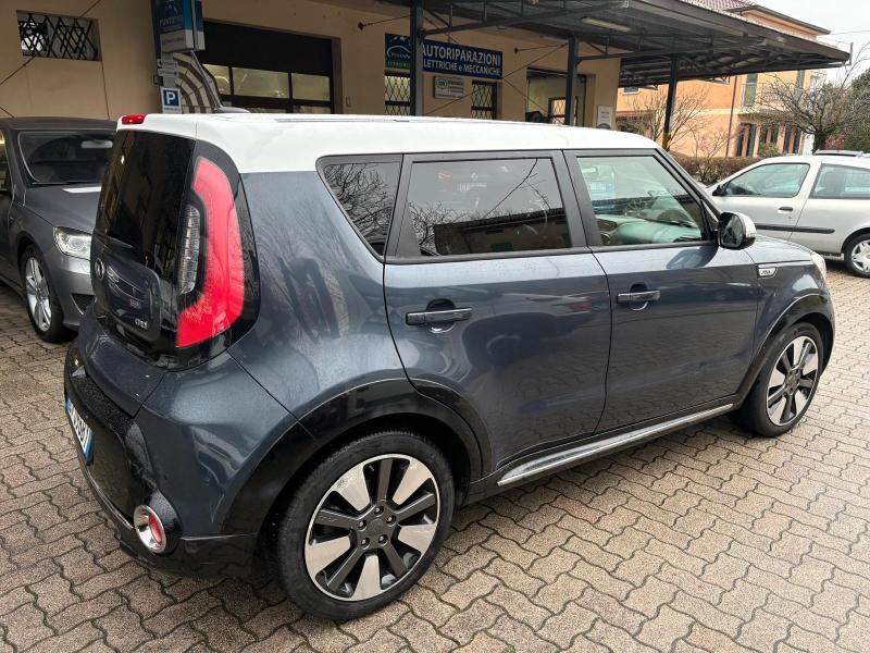 Kia Soul 1.6 crdi 16v Your Soul AUTOMATICO OK NEOPATENTATO