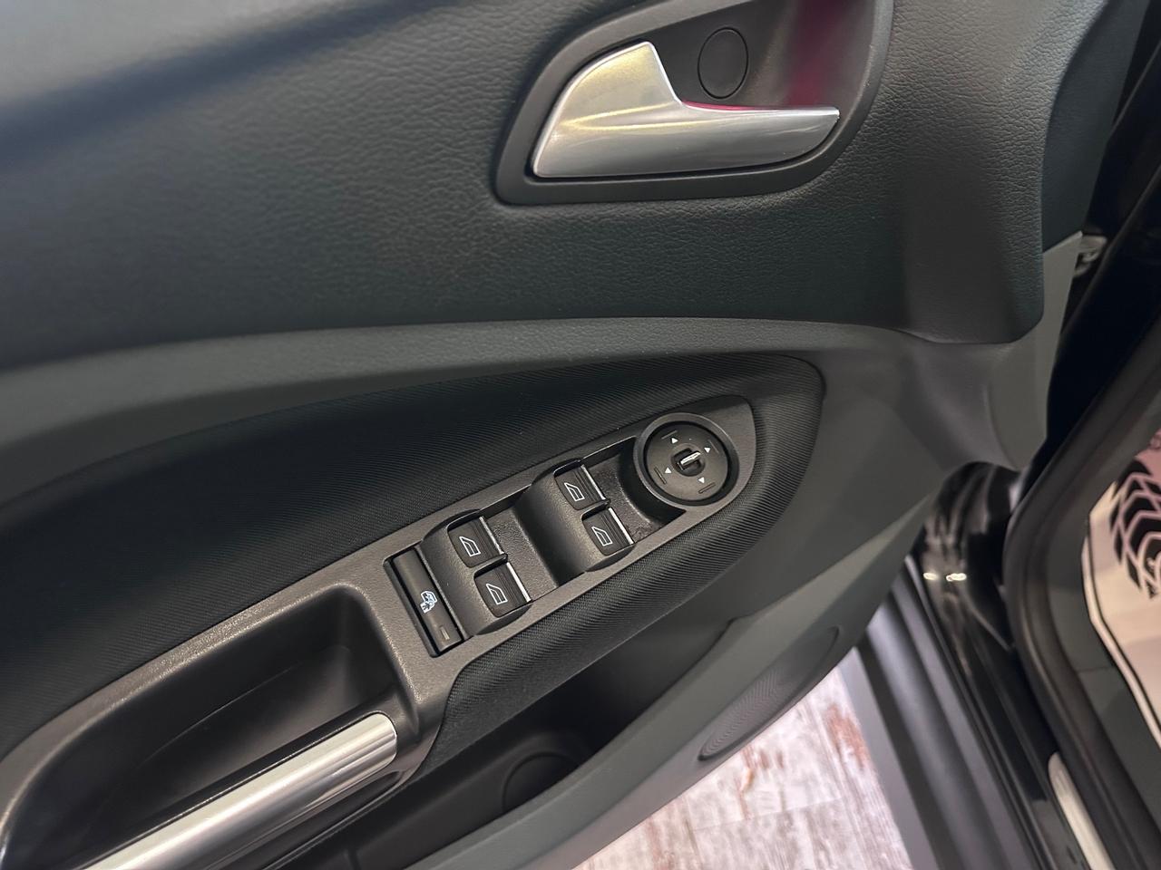 Ford C-Max 1.6 TDCi 115CV Titanium Ok Neopatentati