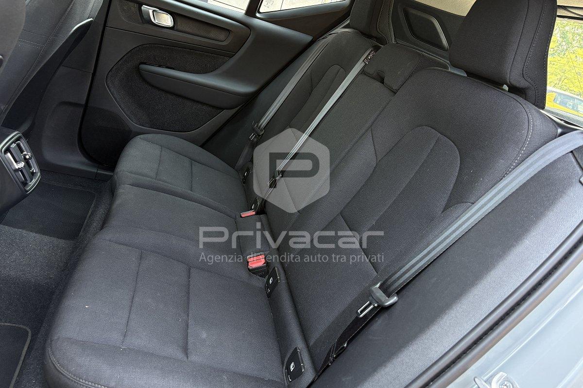 VOLVO XC40 B3 automatico Essential N1