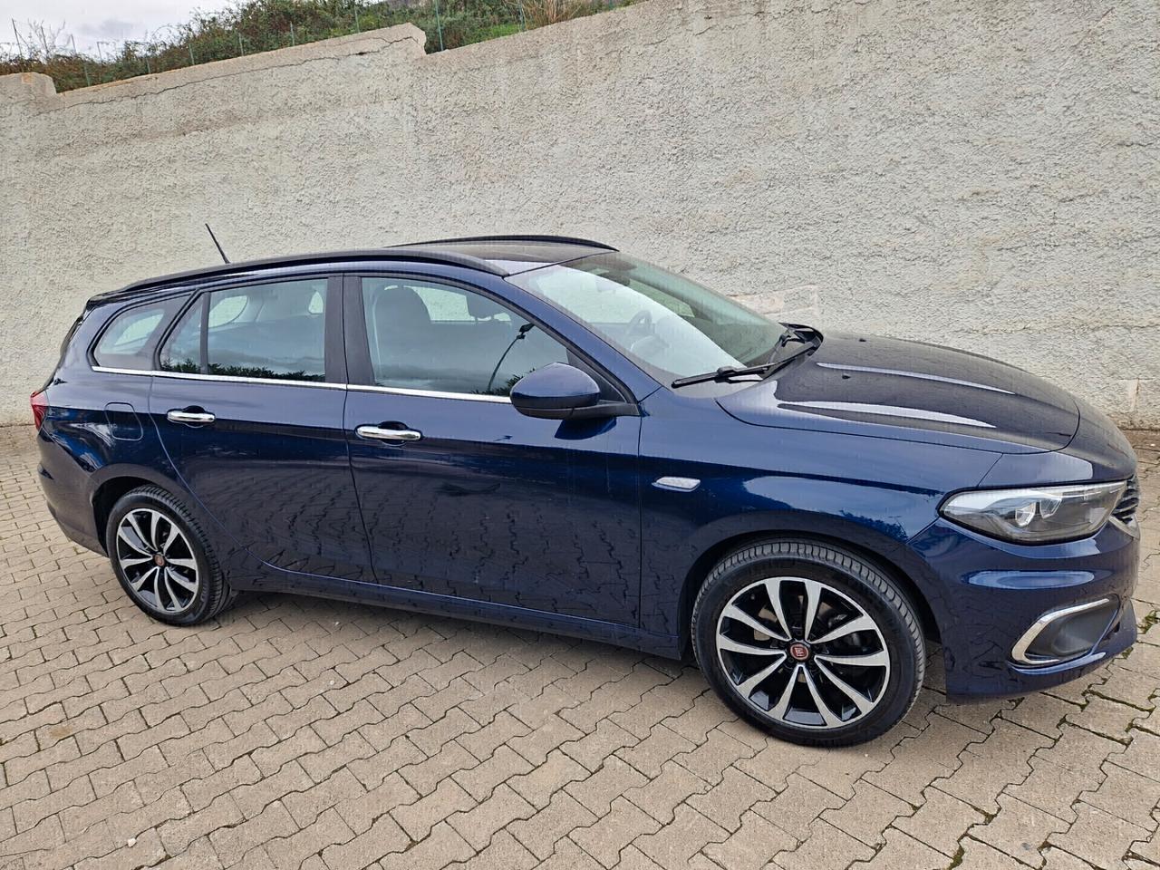 Fiat Tipo 1.3 MJT 95cv Lounge per Neopatentati