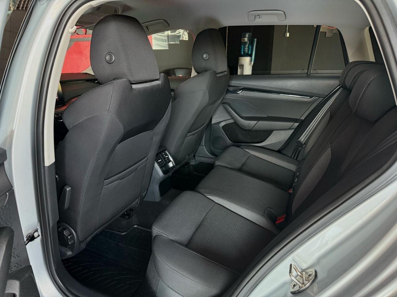 Skoda Octavia 2.0 TDI EVO SCR 150 CV DSG Wagon Executive