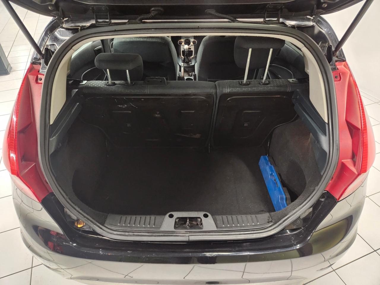 Ford Fiesta Fiesta+ 1.4 5 porte Bz.- GPL